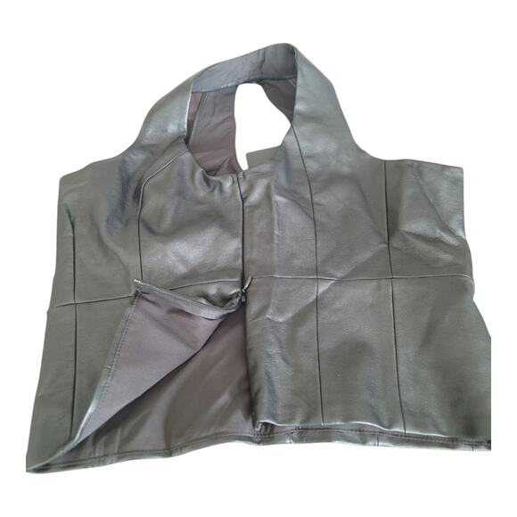 Lulu's Cropped Top Faux Leather Side Zipper Square Neck Black Women's Small NWT - Picture 2 of 9